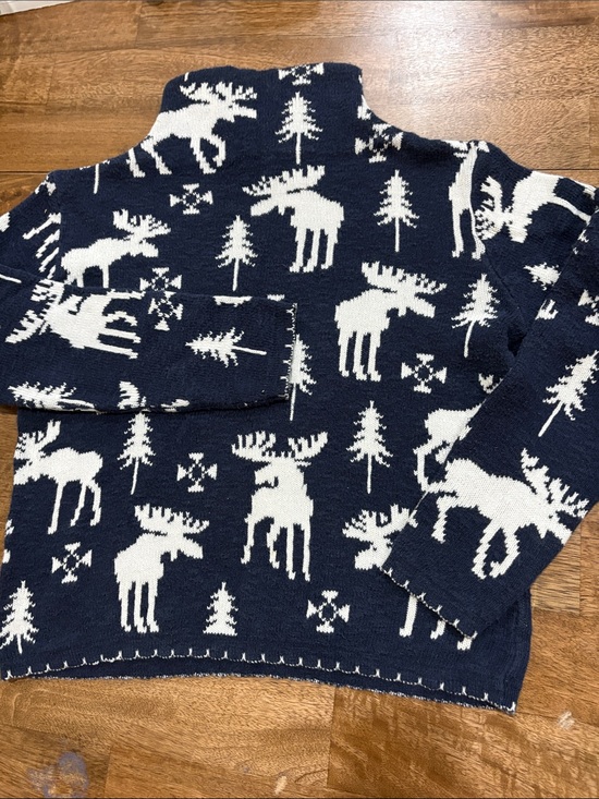 Urban Quest Sweaters - Urban Quest blue & white moose pattern cotton sweater, size Medium